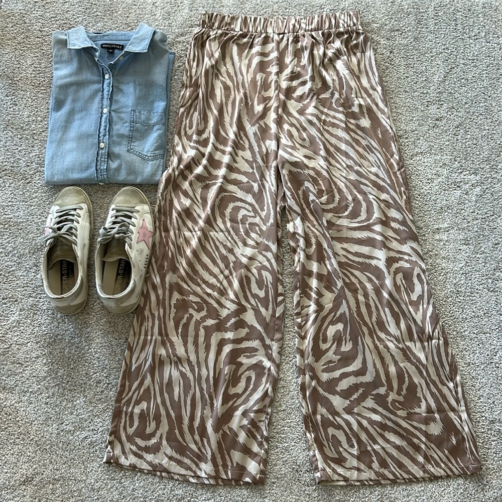 Silky Animal Print Flare Leg Pants - Picture 1 of 4